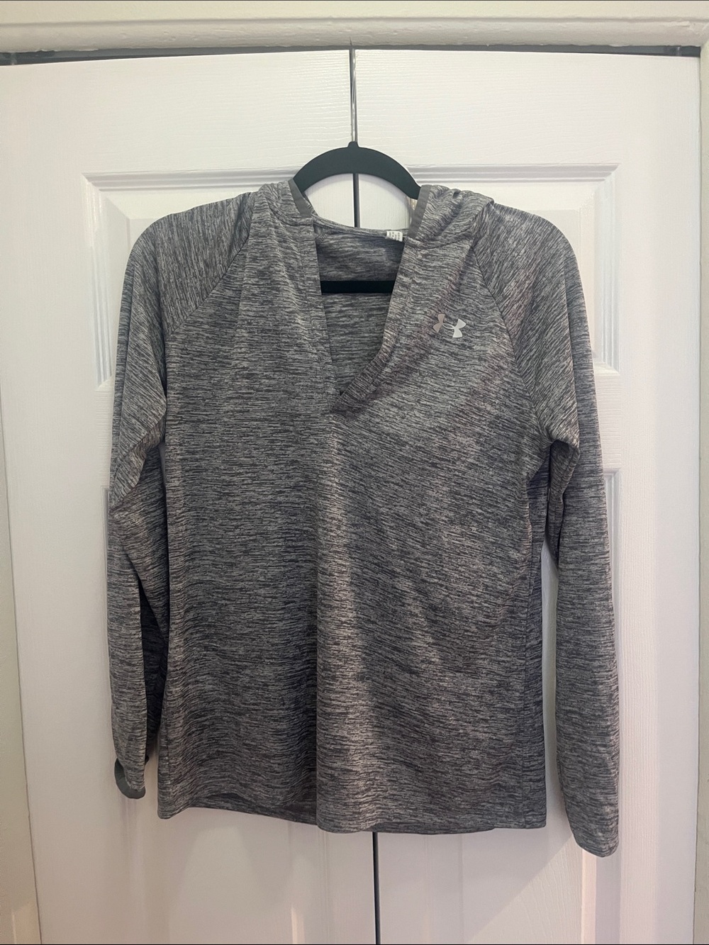 Under Armour Heather Gray Hooded Long Sleeve Pullover